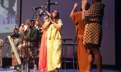 Preta Gil se emociona em 1º show após tratamento de câncer: 'Parece um sonho'