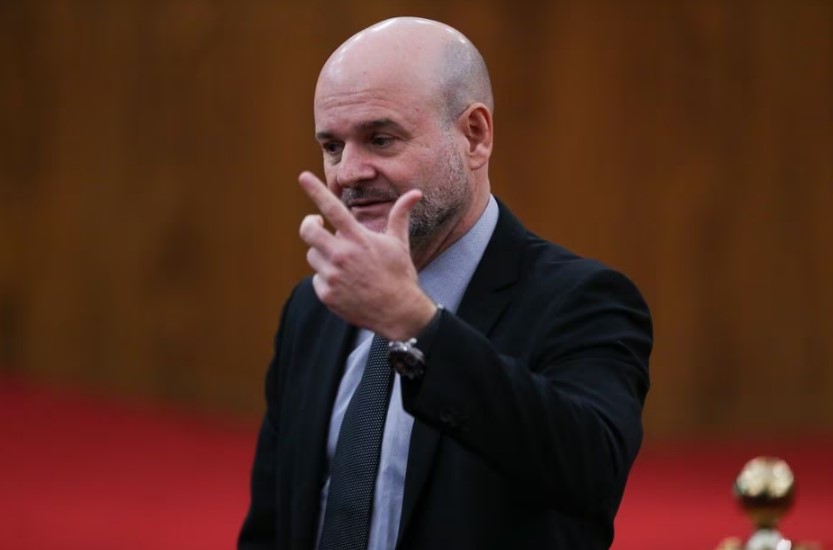 O advogado Tarcísio Vieira faz a defesa do ex-presidente Jair Bolsonaro.