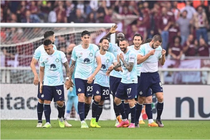Inter tenta encerrar jejum de títulos europeus dos clubes italianos.