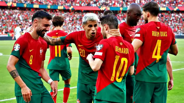 Portugal vence Bósnia por 3 a 0 pelas Eliminatórias da Eurocopa; Bélgica só empata
