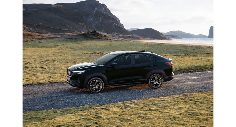 Fastback Turbo 200 Automático chega com preço atrativo aliado a grande quantidade de itens de série.