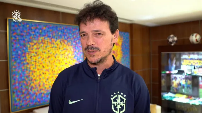 Fernando Diniz assume interinamente a Seleção Brasileira
