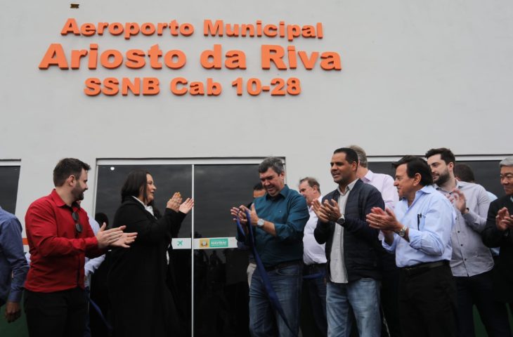 Além da entrega do aeroporto, foi assinada ordem de serviço para obra na avenida Mato Grosso, no valor de R$ 5,9 milhões, e entregue o recapeamento da avenida Amambai, de R$ 4,8 milhões.