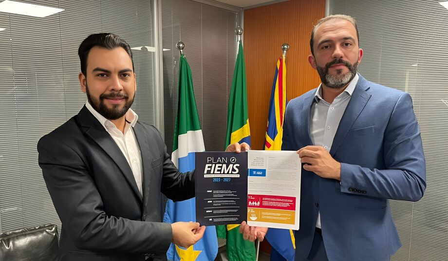 O coordenador do Movimento Nacional ODS em MS, Marcos Silva e o chefe de gabinete da Fiems, Robson Del Casale.