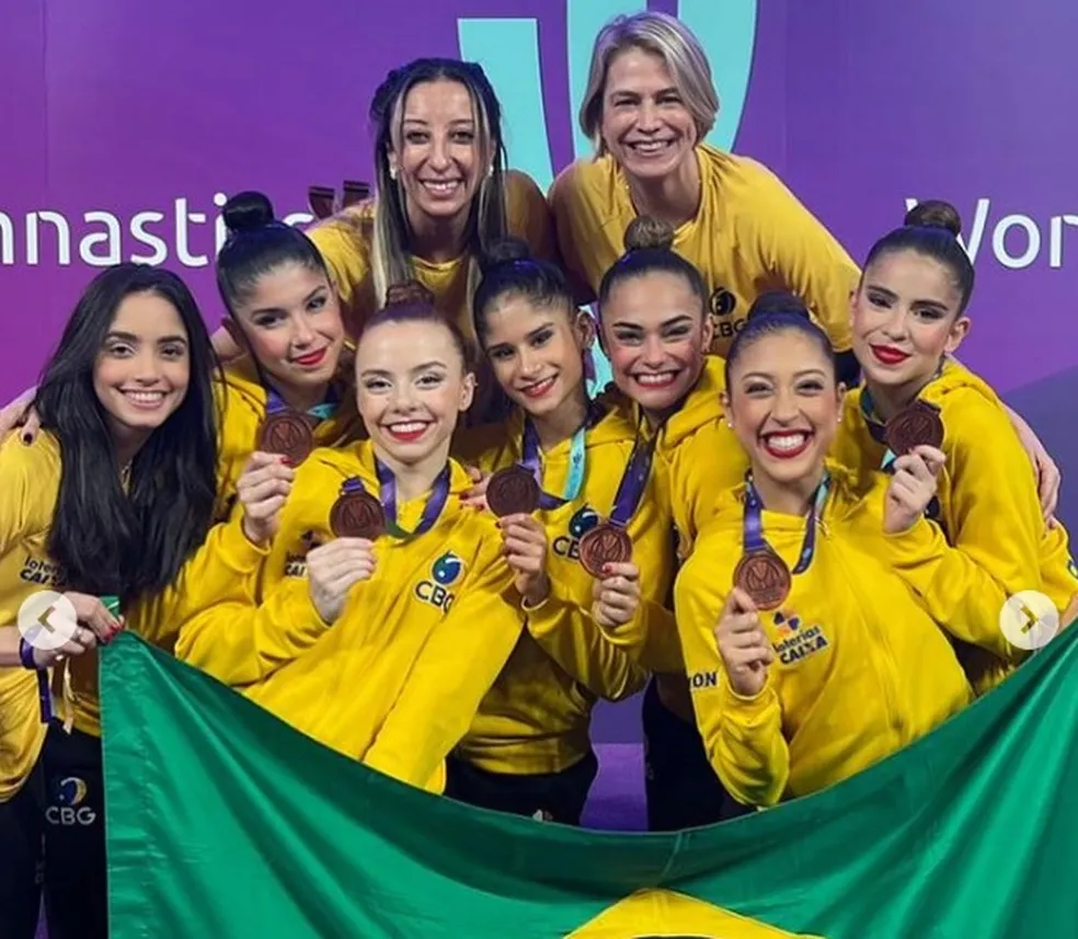 Conjunto brasileiro de ginástica rítmica volta a subir no pódio com bronze na Romênia