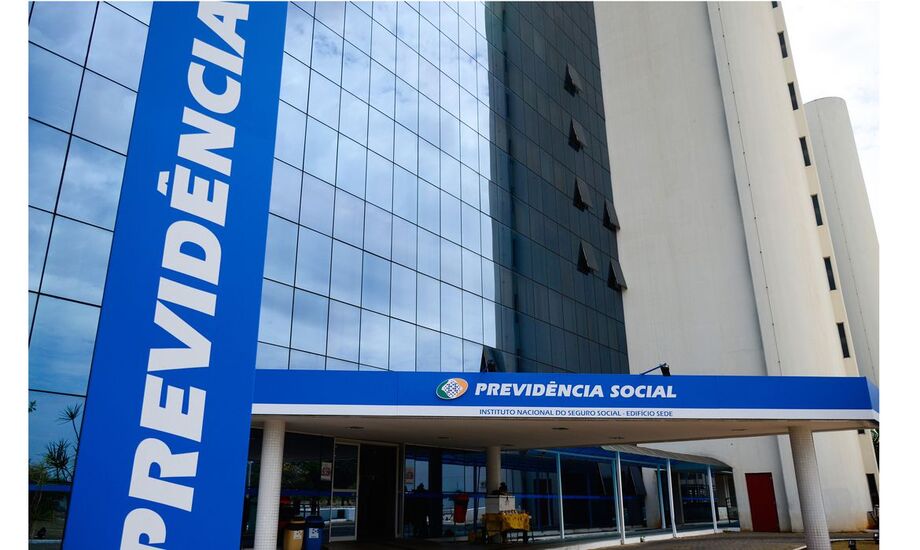 O bônus de produtividade será pago aos funcionários que trabalharem além da jornada regular na análise de requerimentos de benefícios e na realização de perícias médicas