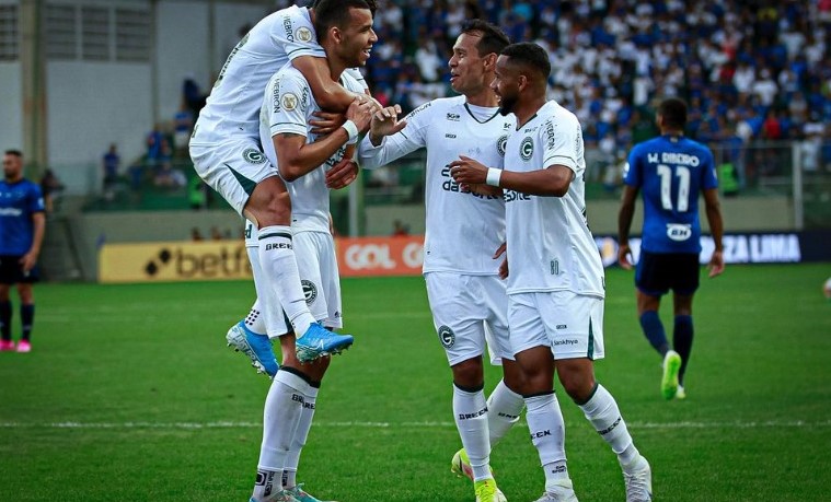 O gol anotado por João Magno tirou o time do centro-oeste da zona de rebaixamento e deixou o Cruzeiro longe do G-6