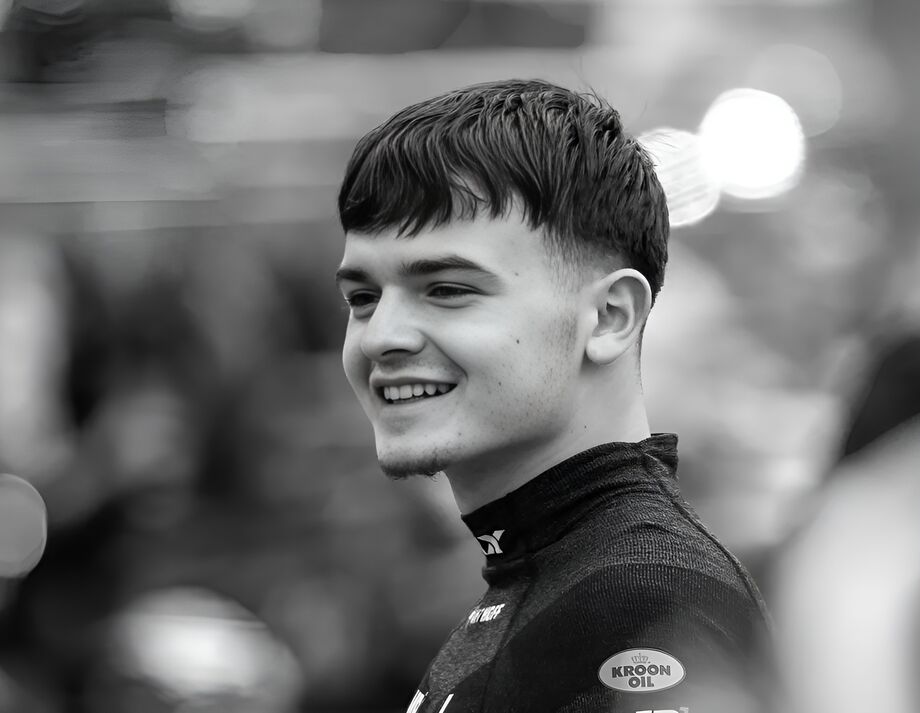 Dilano Van't Hoff, de 18 anos, morreu após acidente em corrida da FRECA em Spa