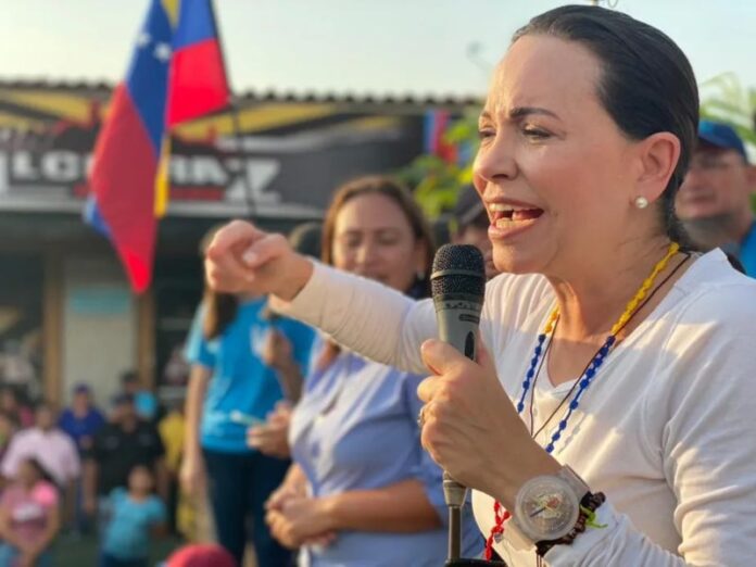 A pré-candidata à presidência da Venezuela María Corina Machado