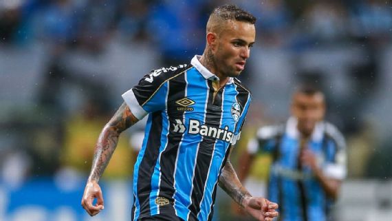 O jogador, eleito o Rei da América em 2017, termina sua passagem pelo Grêmio com apenas cinco jogos na temporada