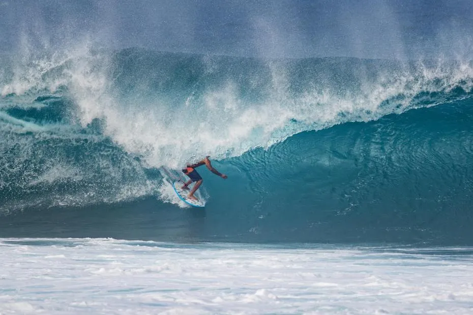 A etapa da África do Sul do Circuito Mundial de Surfe teve o terceiro lay day consecutivo confirmado neste domingo