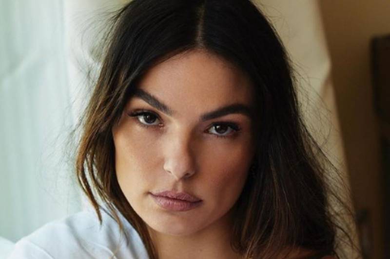 Isis Valverde
