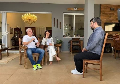 Pais de Isadora, Grasiela e Ricardo Belon Albanese, são a favor da criação de um protocolo padronizado para procedimento de extração de siso.