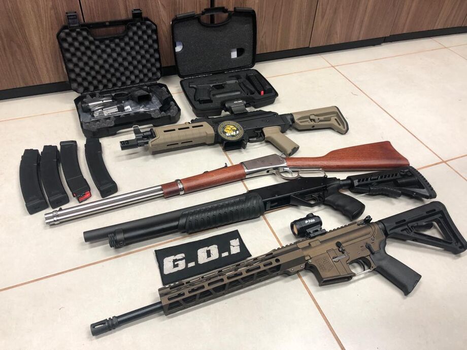 Armamento foi apreendido