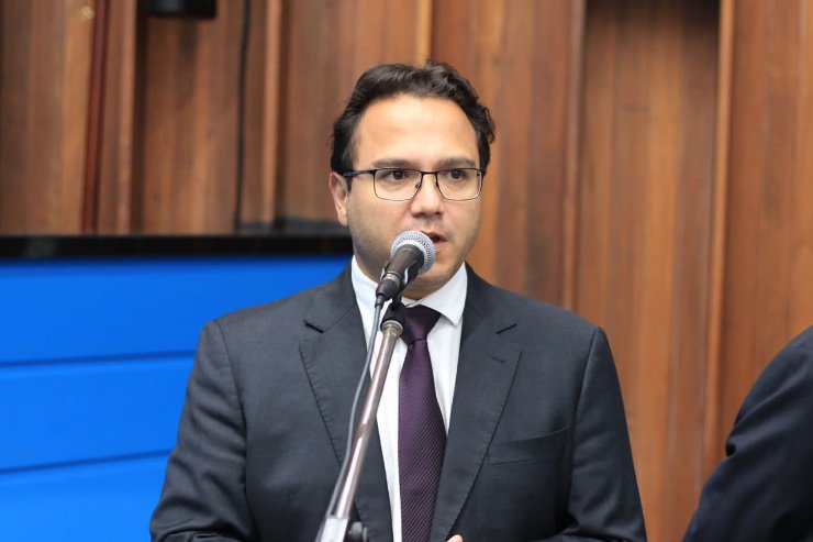 Deputado Pedrossian Neto, durante fala na sessão desta terça-feira (15).