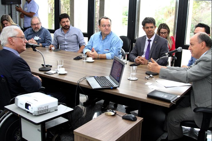 Primeira reunião da Comissão Permanente de Ciência, Tecnologia e Inovação, contou com a presença do professor Mario Neto Borges