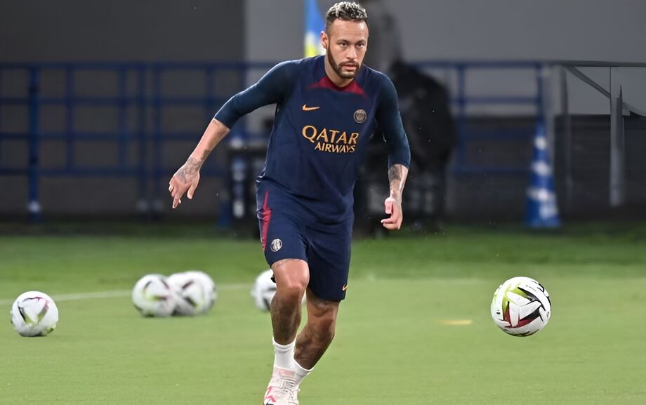 Neymar ficou de fora de mais um amistoso do PSG na pré-temporada na Ásia