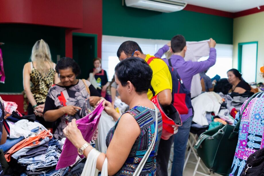 Está confirmado também o Brechó da AACC/MS que irá oferecer todos os itens à venda por apenas R$5 cada