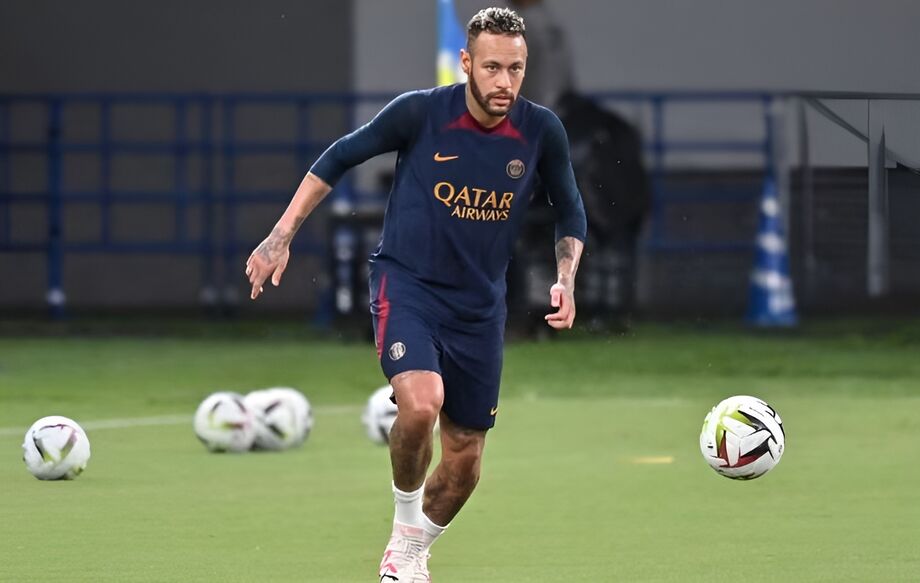 Neymar está de saída do PSG e destino mais cotado no momento é seu ex-clube Barcelona