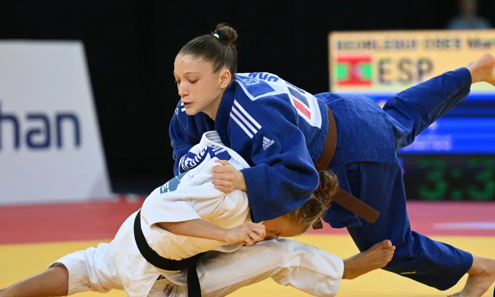 Clarice Ribeiro, jovem de 15 anos participa de campeonato sub-18 de Judô.
