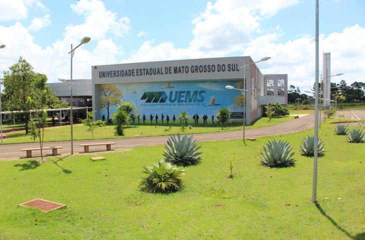UEMS abre inscrições para curso de português para migrantes internacionais em três cidades