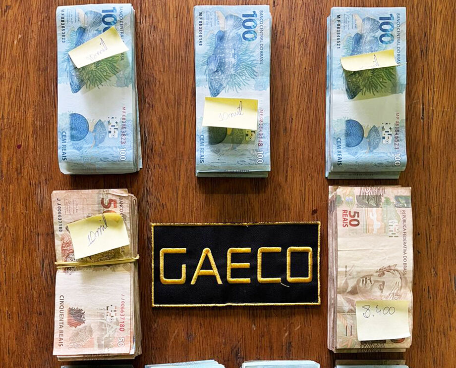 Mais de R$ 88 mil com um dos vereadores investigados