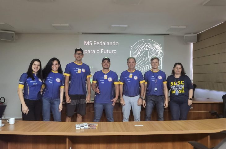 Professores de projeto social de ciclismo da Fundesporte realizam treinamento do Sesc