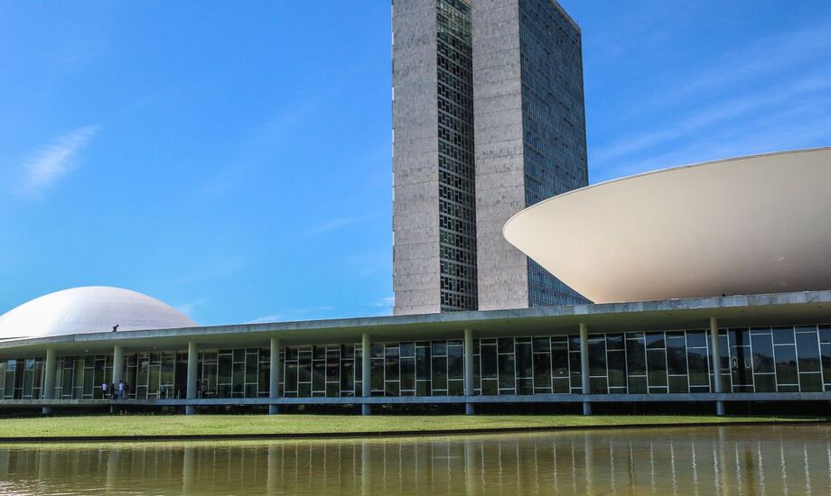 Parlamentares terão extensa pauta econômica para avaliar