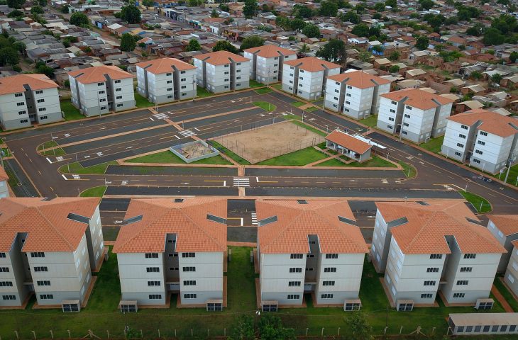 Agehab (Agência de Habitação Popular de MS) deverá beneficiar mais de 2 mil famílias, até o fim do ano, em Campo Grande