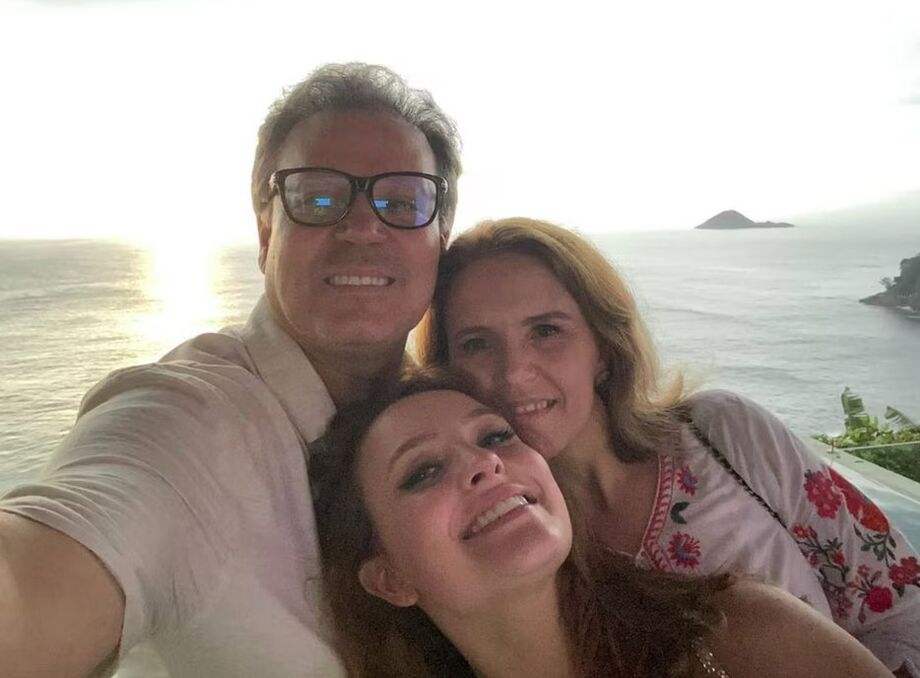 Larissa Manoela e seus pais, Silvana e Gilberto