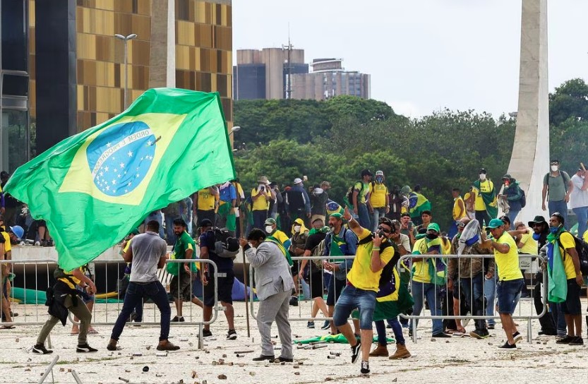 Desde o ataque aos Prédios dos Três Poderes, 1.424 pessoas foram presas preventivamente