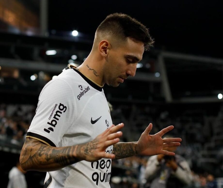 Mosquito se irrita com piada sobre morte de seu pai durante transmissão do jogo do Corinthians
