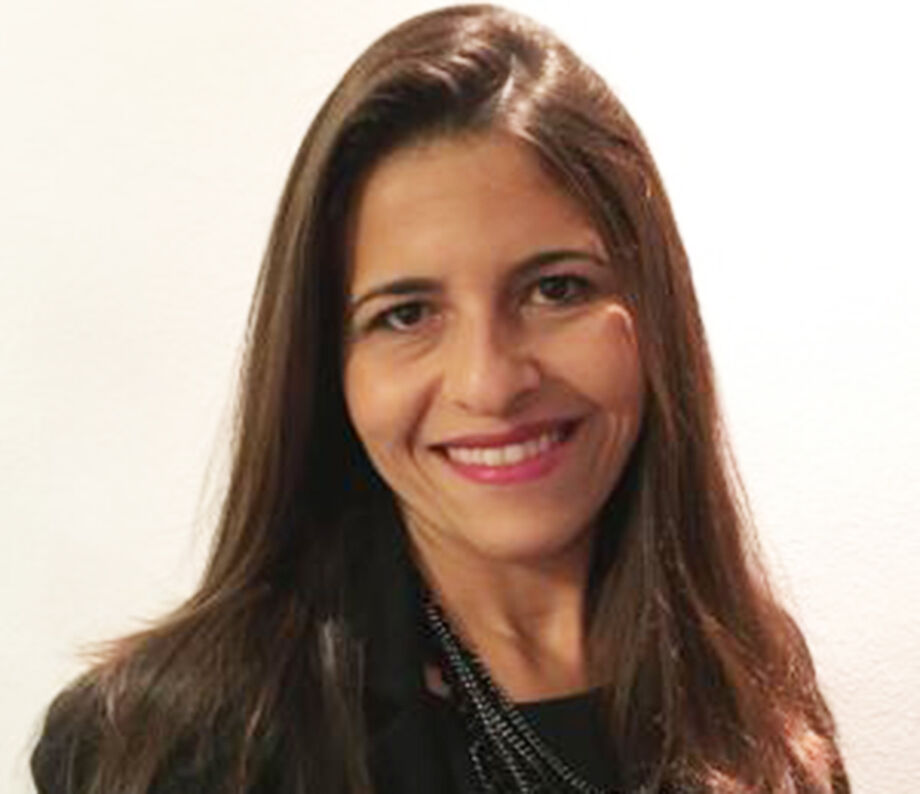 Tânia Lins