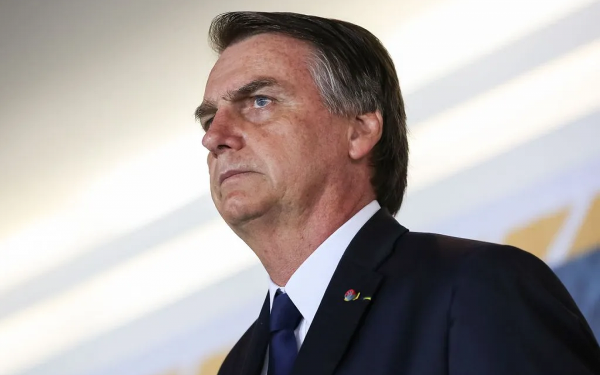 Bolsonaro se reúne com advogados no Palácio dos Bandeirantes para definir estratégia