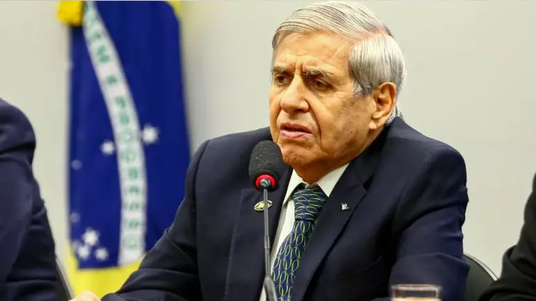 CPMI do 8/1: Zanin nega pedido de Heleno para faltar, mas permite silêncio