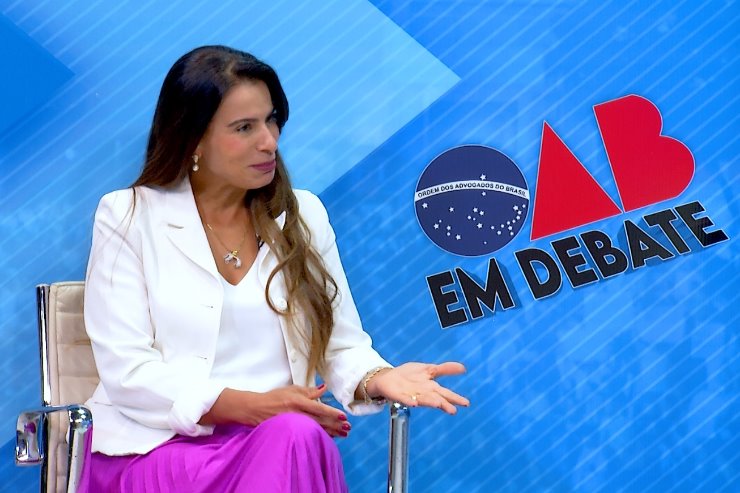 Vice-presidente da Comissão Direito das Sucessões da OAB/MS, Kelly Baumgartner, durante entrevista