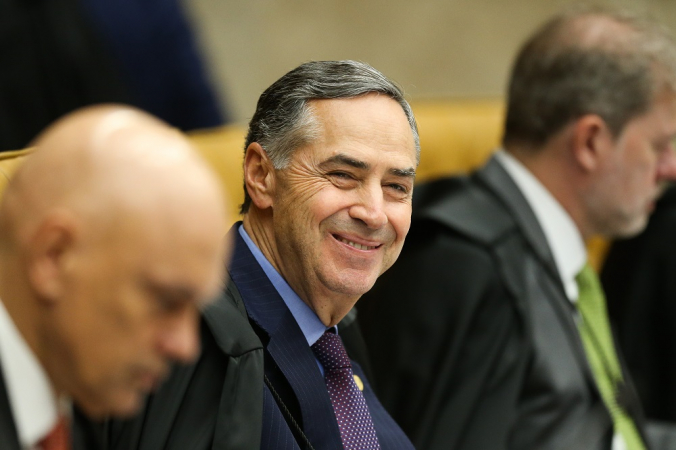 Barroso derruba condenação da Furacão 2000 por ofensa às mulheres na música 'Tapinha não dói'