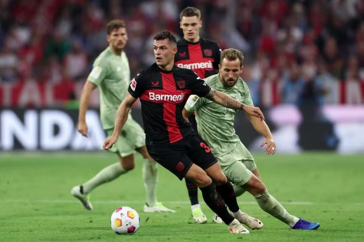 Harry Kane marca, mas Bayern de Munique só empata com Leverkusen e continua em 2º no Alemão