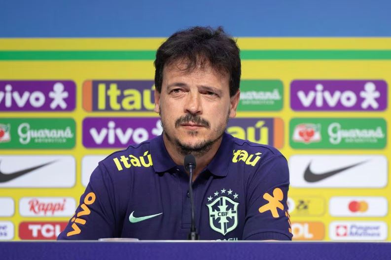 Fernando Diniz divulga nova lista da seleção neste sábado para jogos das EliminatóriasCapturar