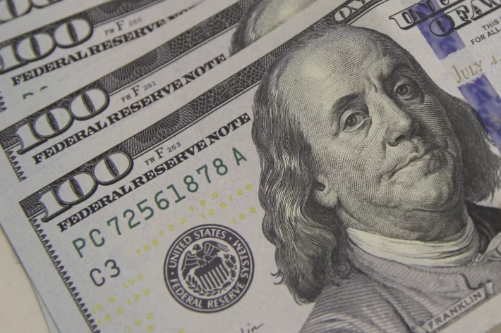 Dólar Norte Americano.