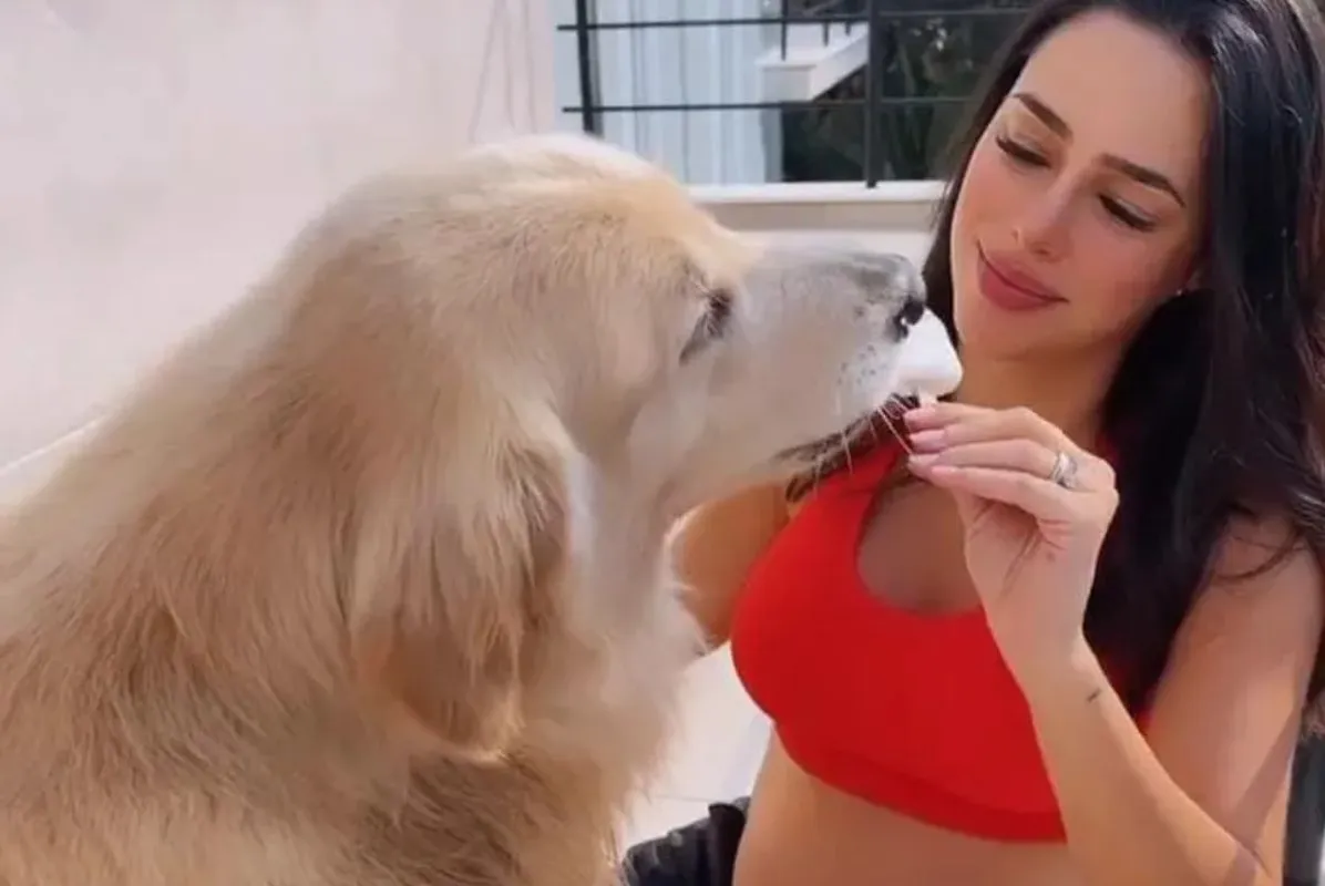 Bruna Biancardi aparece usando aliança de compromisso.