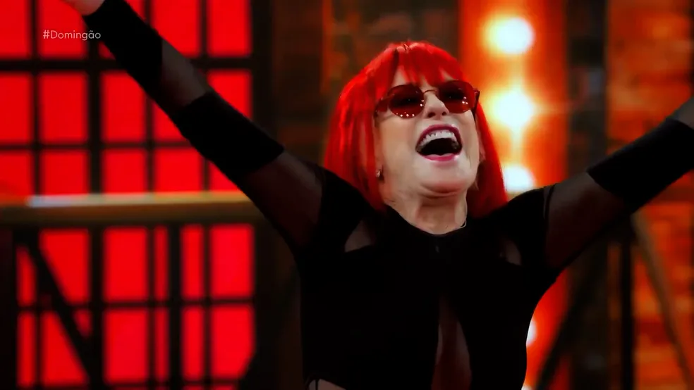 Ana Maria Braga encarna Rita Lee no Domingão
