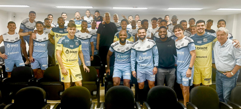 Santos faz parceria com organizadas por 'cuidados' da Vila e recebe palestra de Oscar Schmidt