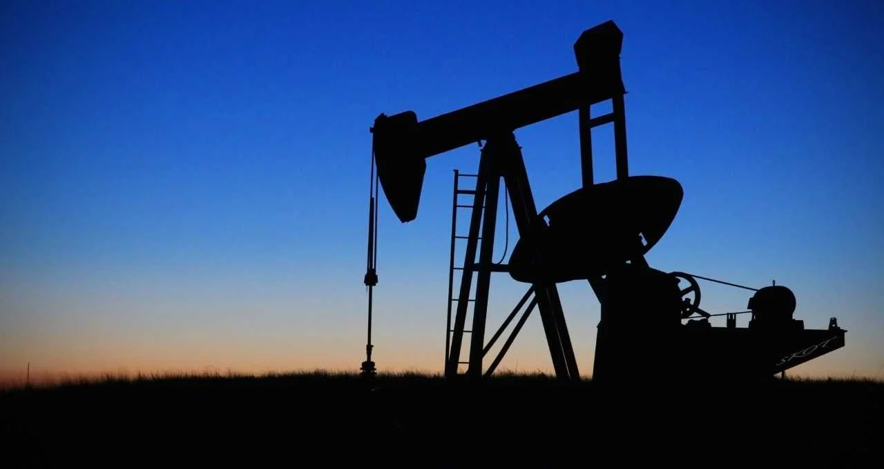 Possibilidade de petróleo a US$ 100 o barril é desafio para BCs no combate à inflação