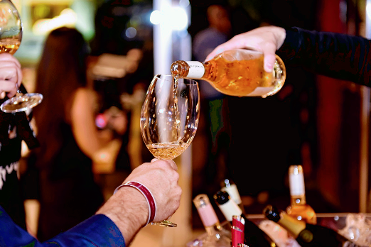 Grand Cru que inova promovendo um espaço exclusivo para quem ama apreciar bons vinhos