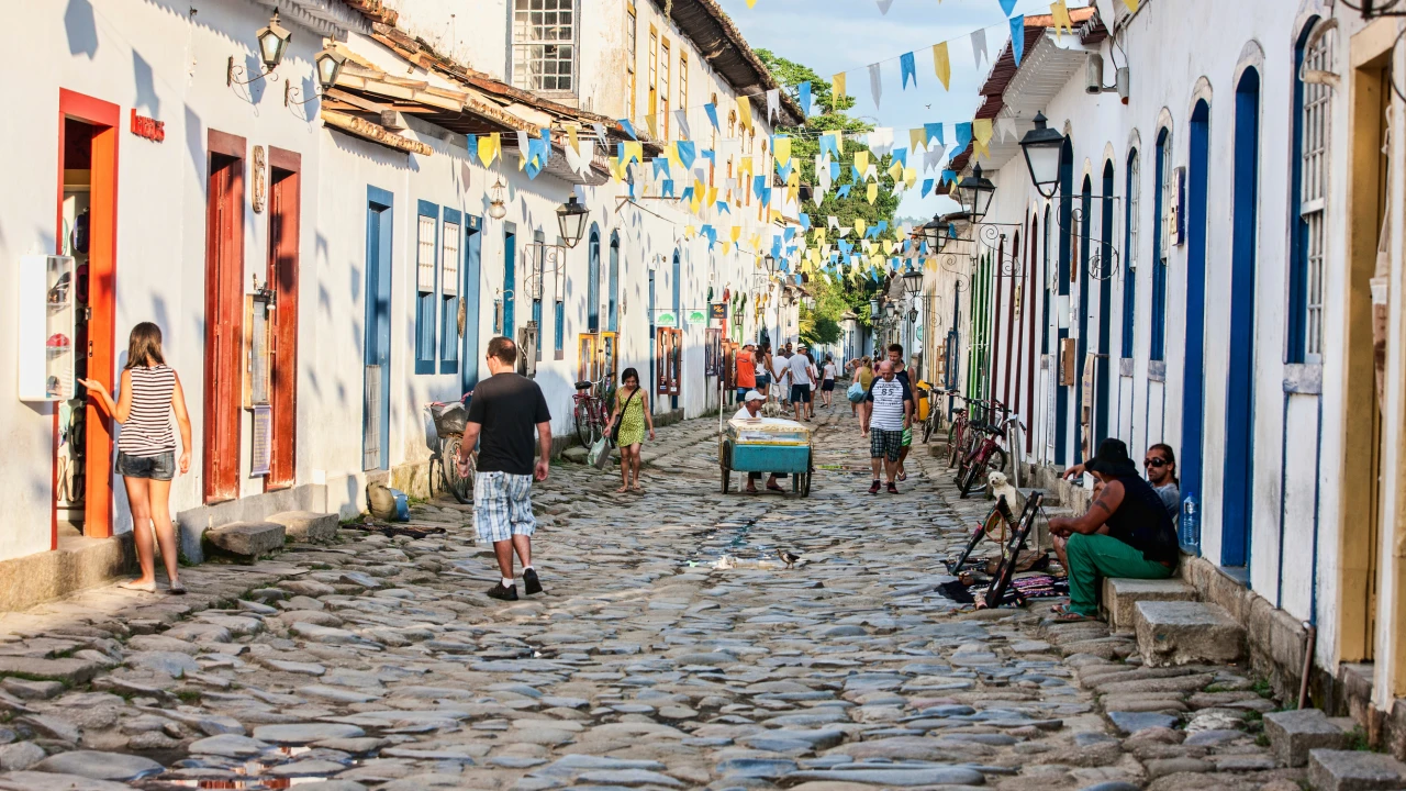 Ruas coloniais de Paraty (RJ)
