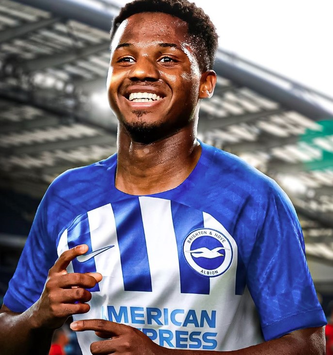 Ansu Fati, já apontado como sucessor de Messi, é emprestado pelo Barcelona ao Brighton