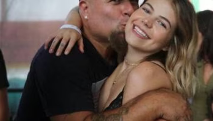 Mingau e sua filha.