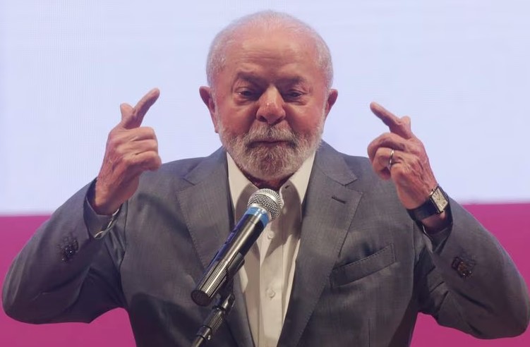 Lula tem aprovação de 55%, diz pesquisa Ipespe.
