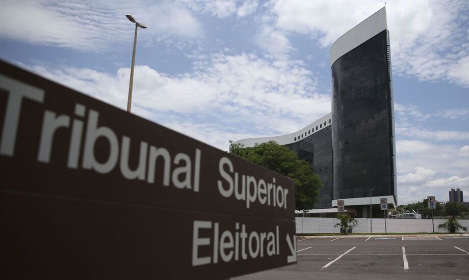 TSE exclui Forças Armadas de fiscalização das urnas eletrônicas